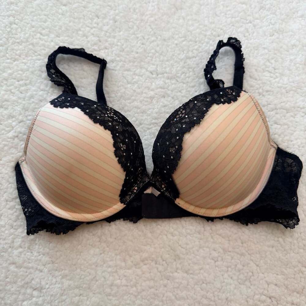 Victoria's Secret Dream Angels Push Up Bra Size 34C